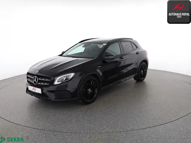 Mercedes-Benz GLA 180 GLA 180 GLA 180 AMG NIGHT NAVI,VOLLLEDER,19ZOLL