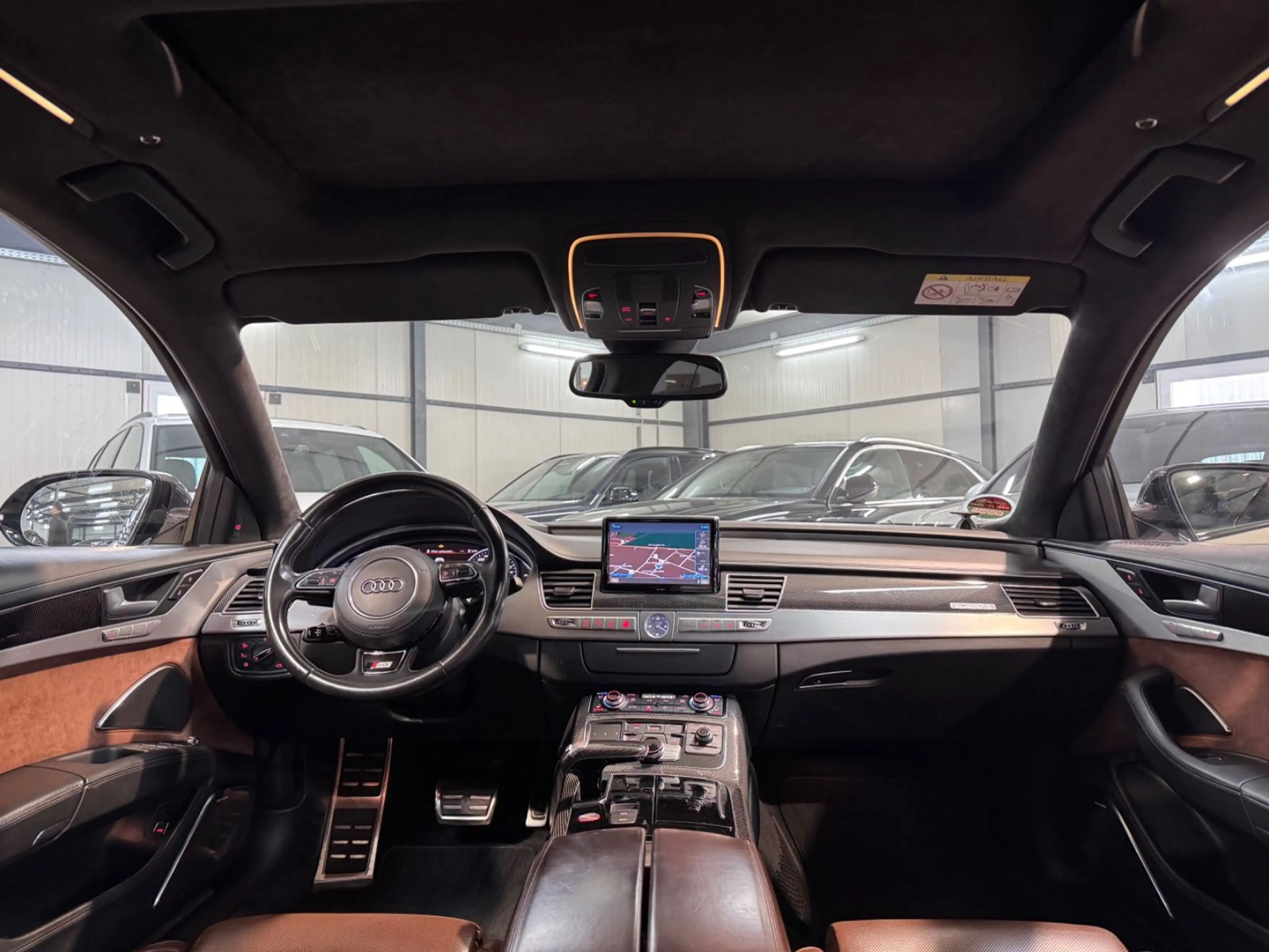 Audi S8 4.0 TFSI quattro plus CRBN*NIGHTV*HUD*B&O*STH — photo 11
