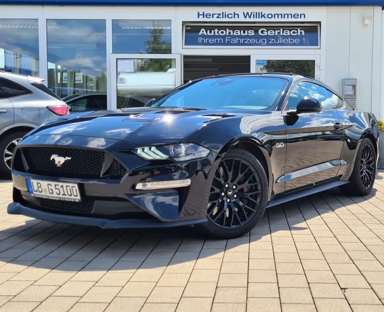 Ford Mustang Fastback 5.0 Ti-VCT V8 Aut. GT Schwarz - 1