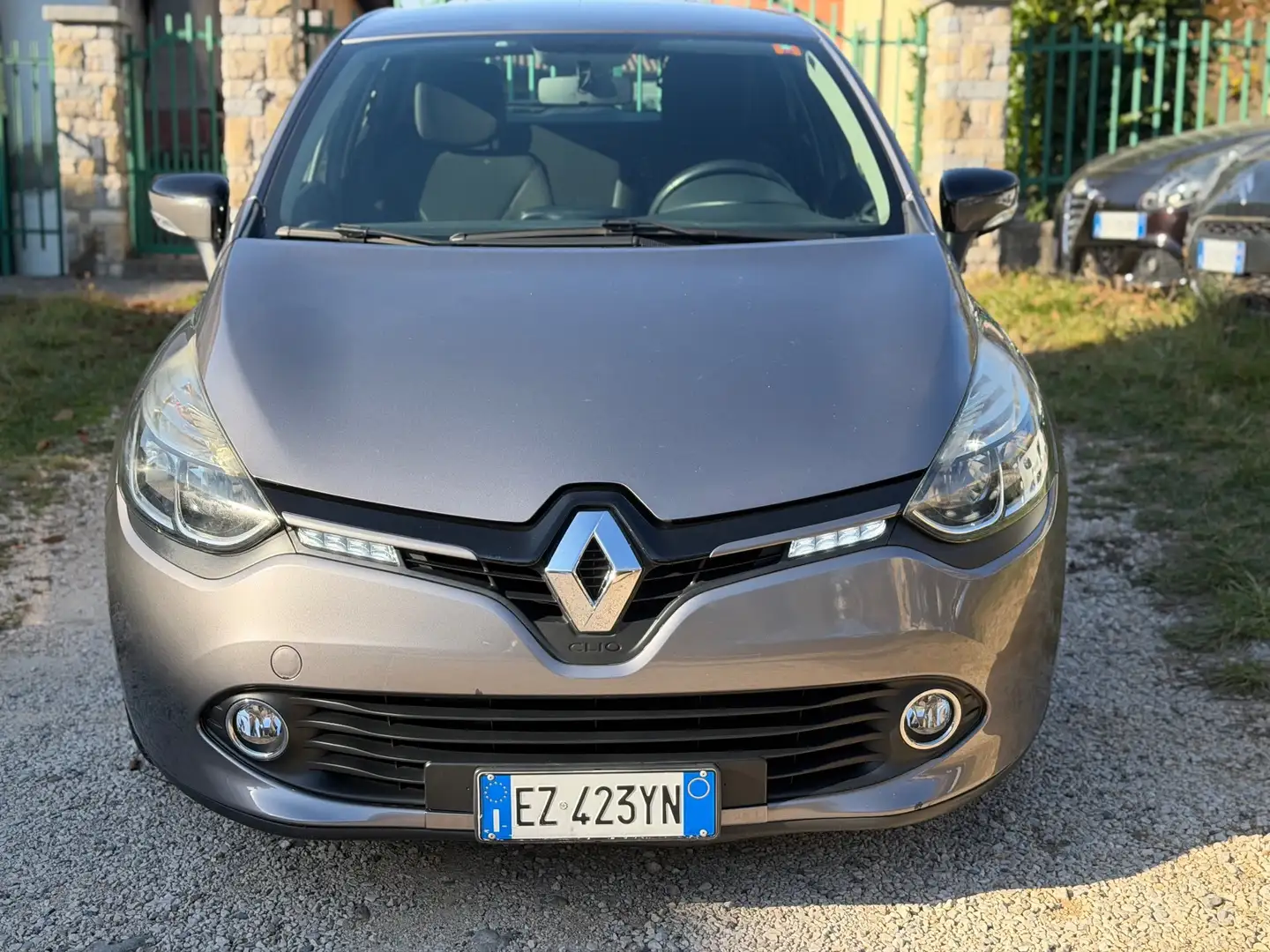 Renault Clio Clio 1.2 75CV 5 porte Live Gris - 2