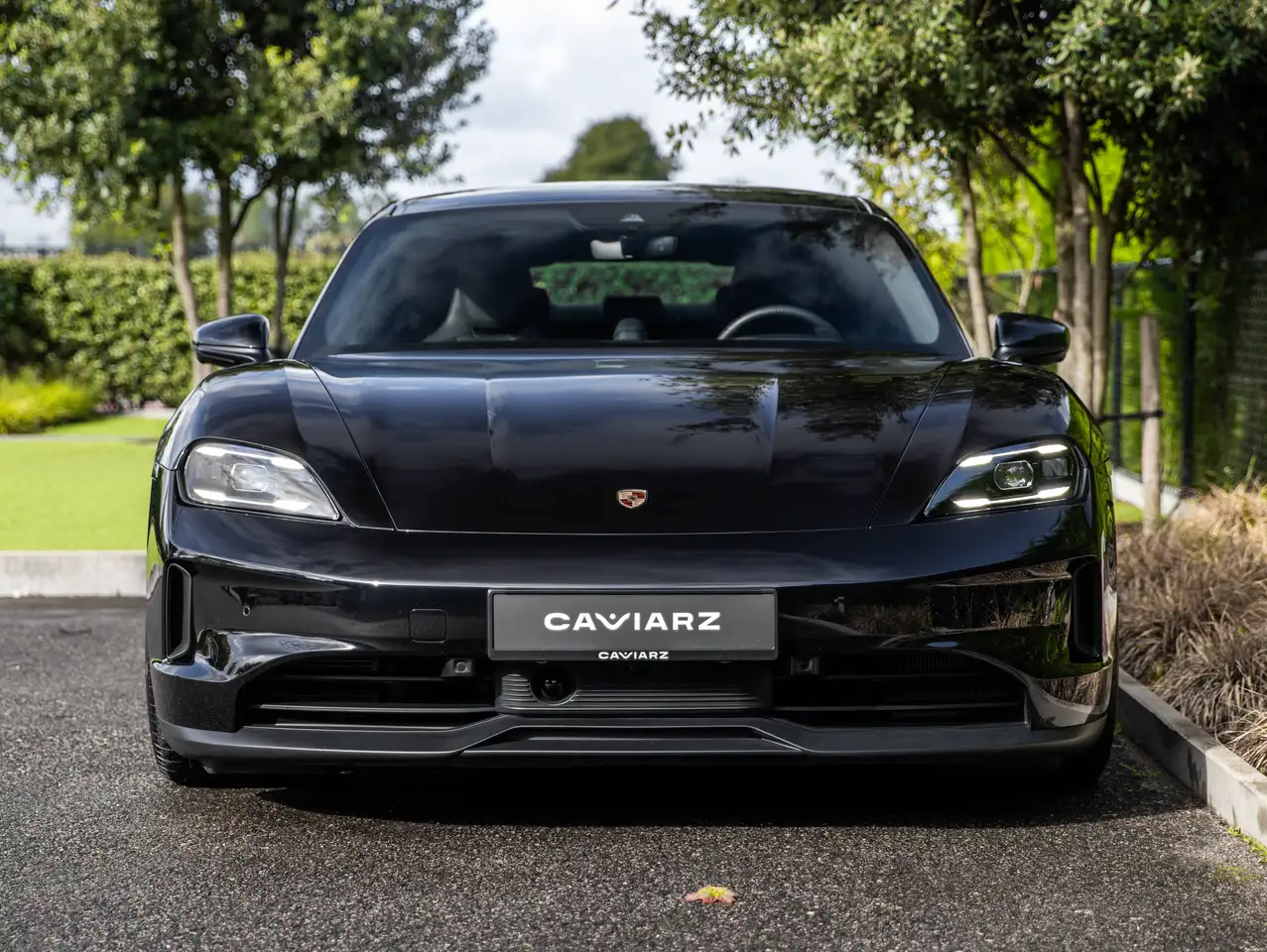 Porsche Taycan FACELIFT BATT+/PANO/AIR/21"/MATRIX/CHRONO/360/ACC/18W/BOSE, миниатюра 4