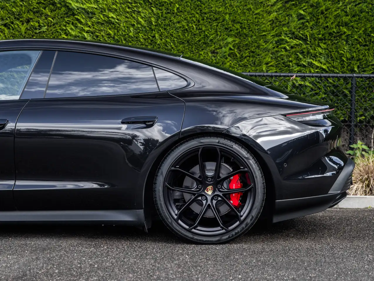 Porsche Taycan FACELIFT BATT+/PANO/AIR/21"/MATRIX/CHRONO/360/ACC/18W/BOSE, миниатюра 23
