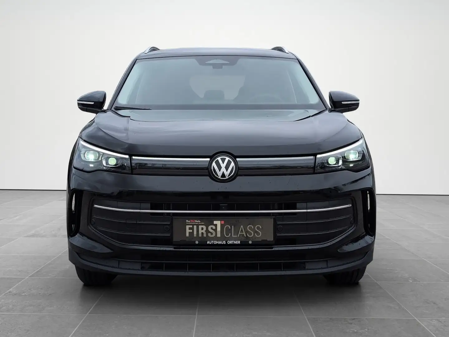 Volkswagen Tiguan Friends eTSI DSG Schwarz - 2