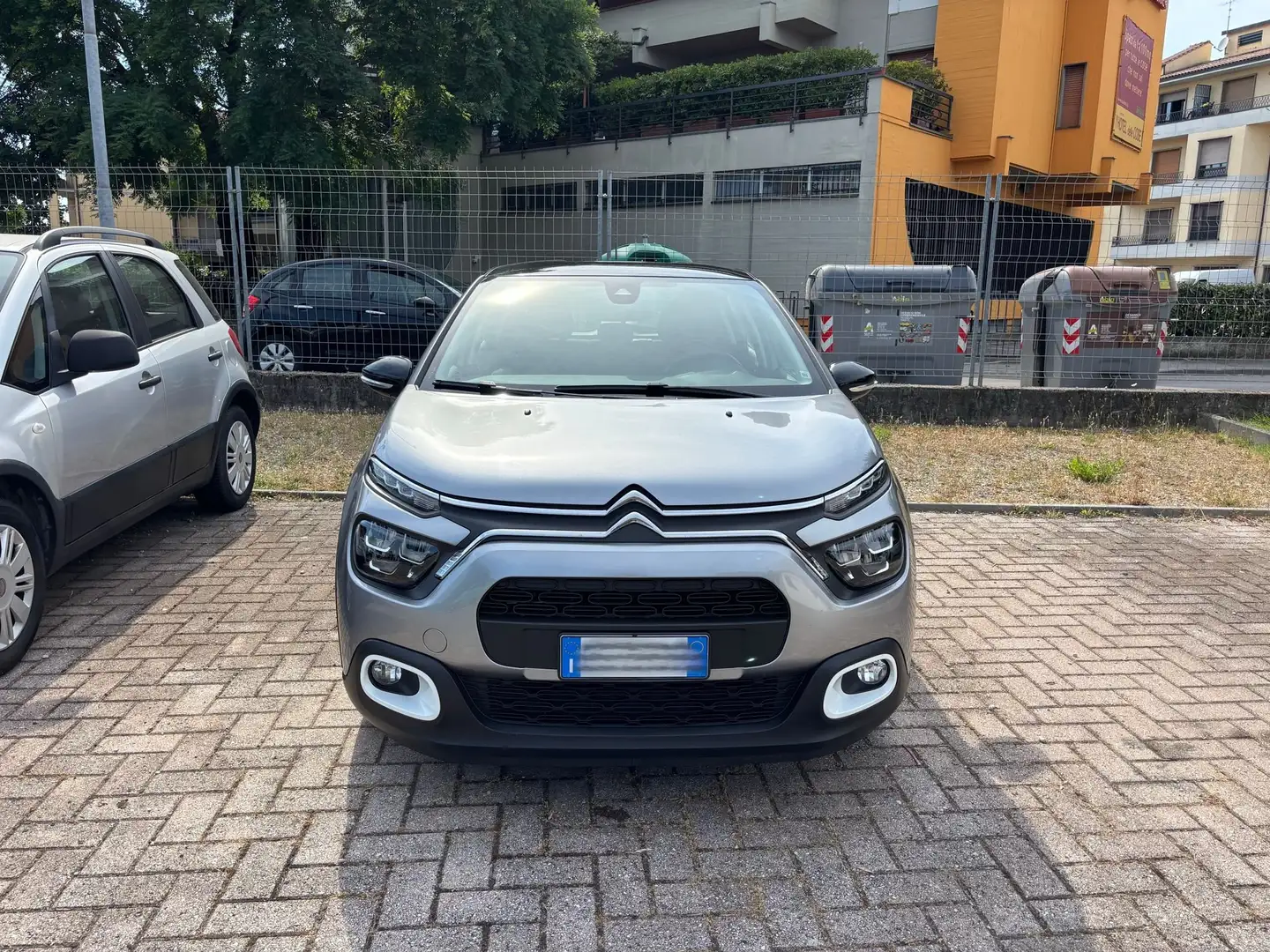 Citroen C3 C3 III 2017 1.2 puretech Shine s Grigio - 2