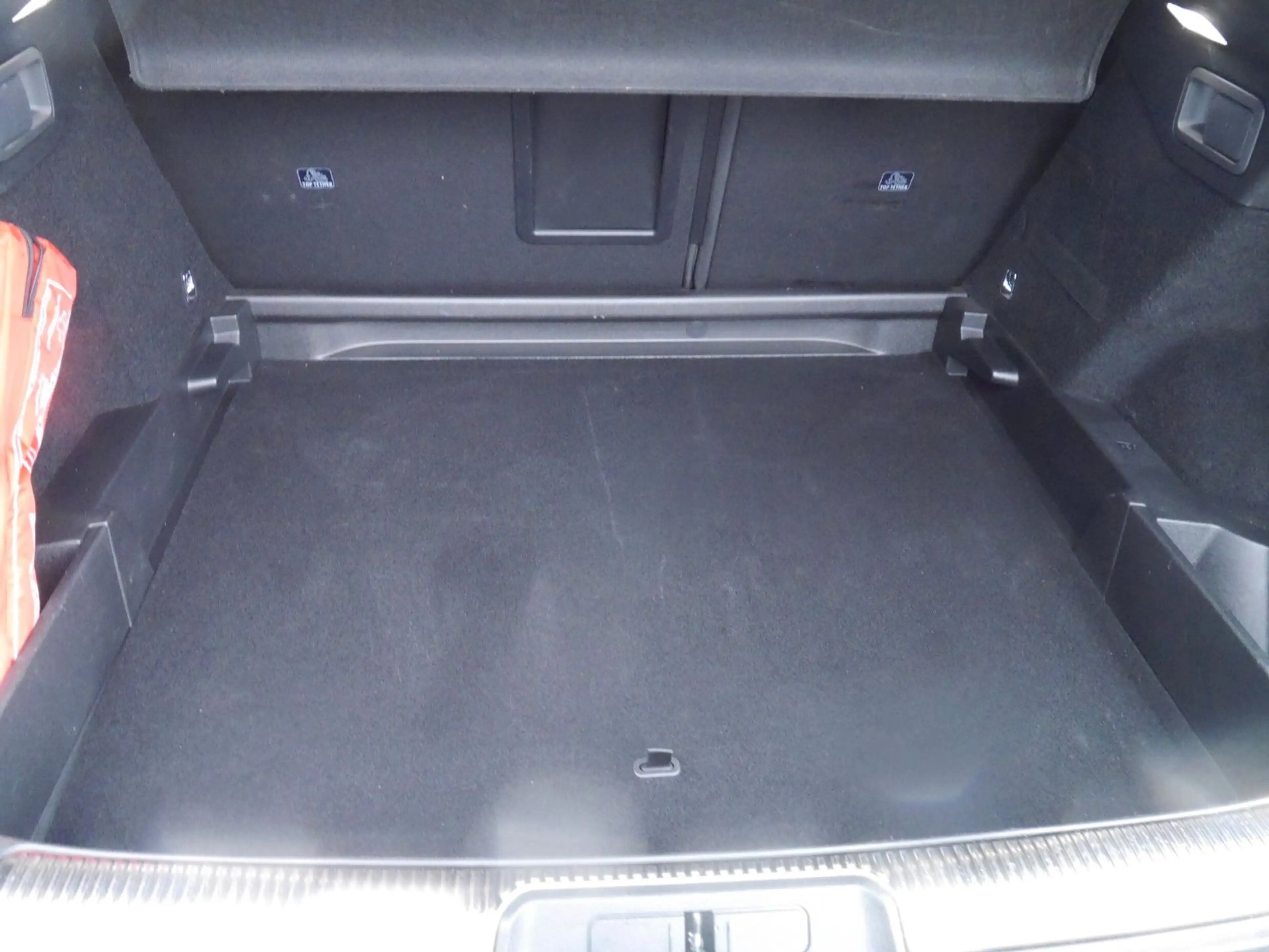 DS Automobiles DS 7 Crossback DS7  HDI Perf Li 130 NAVI/APP/LED/SHZ/Kamera/GJR — photo 7