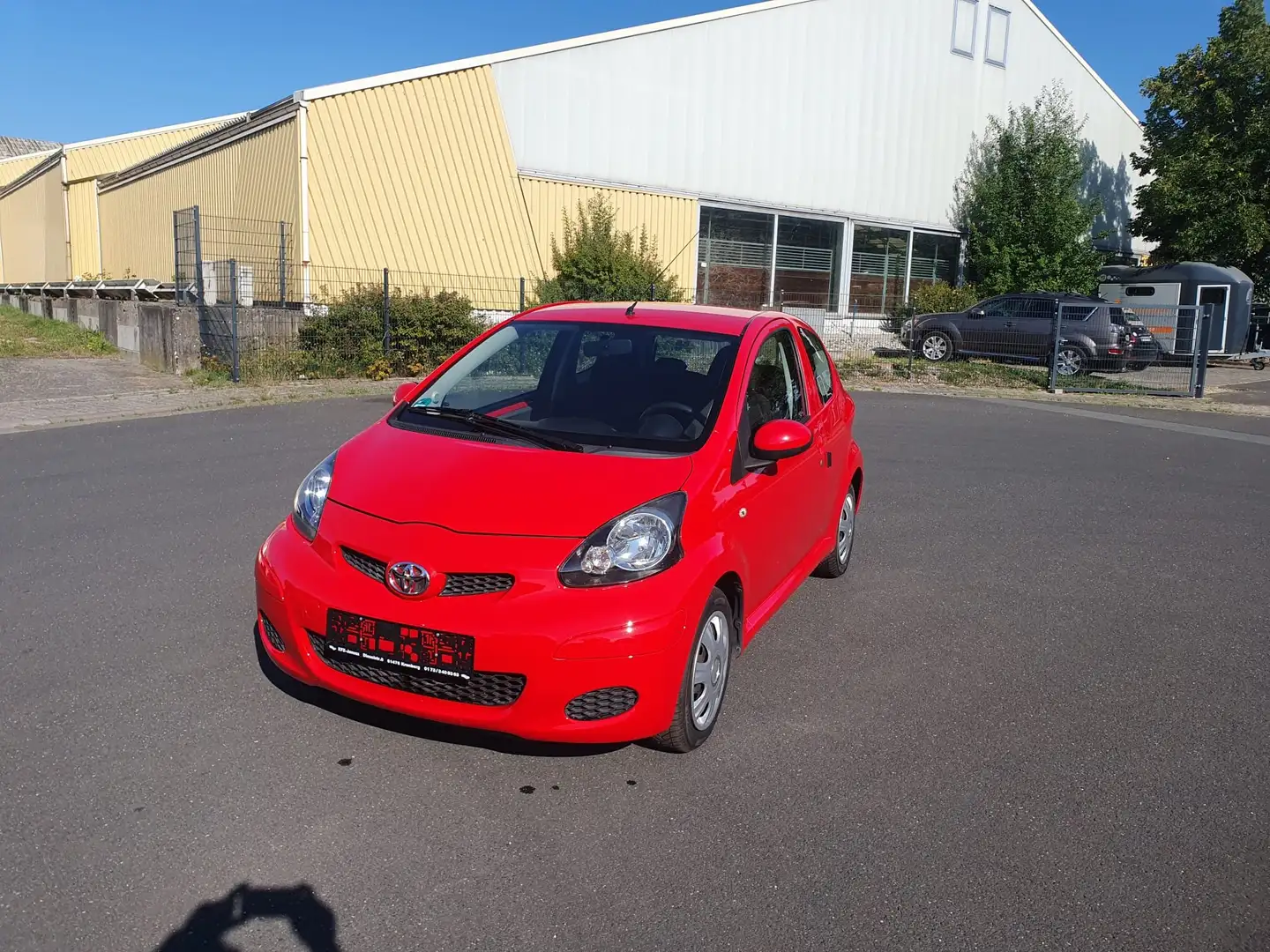 Toyota Aygo City Червоний - 1