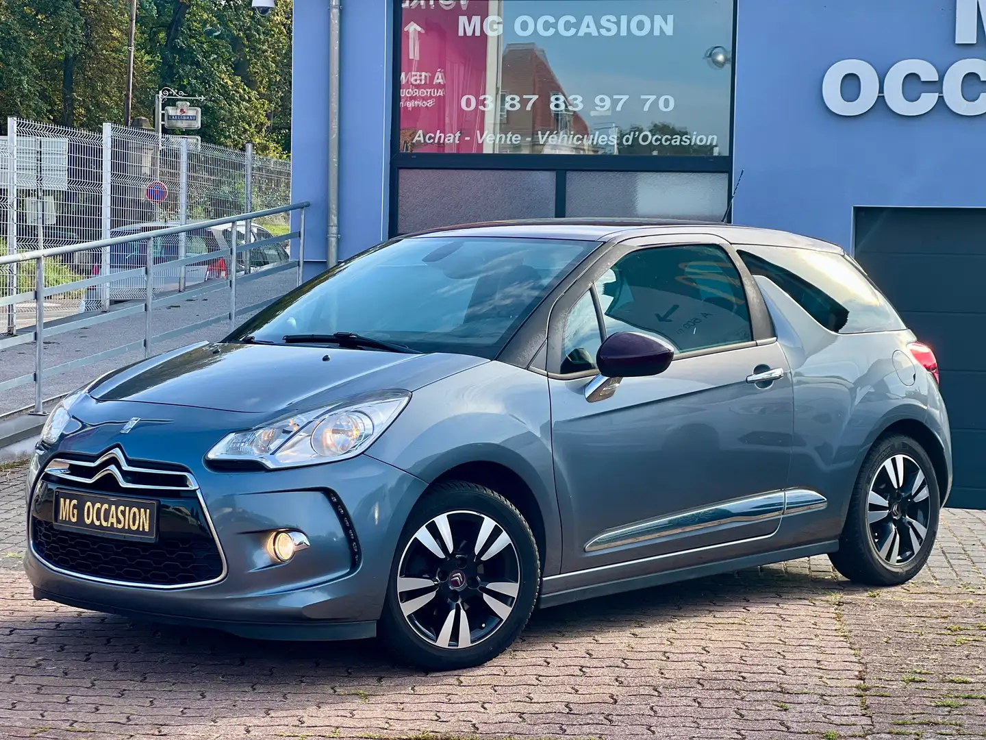 Citroen DS3 VTi 120 So Chic A Grey - 2