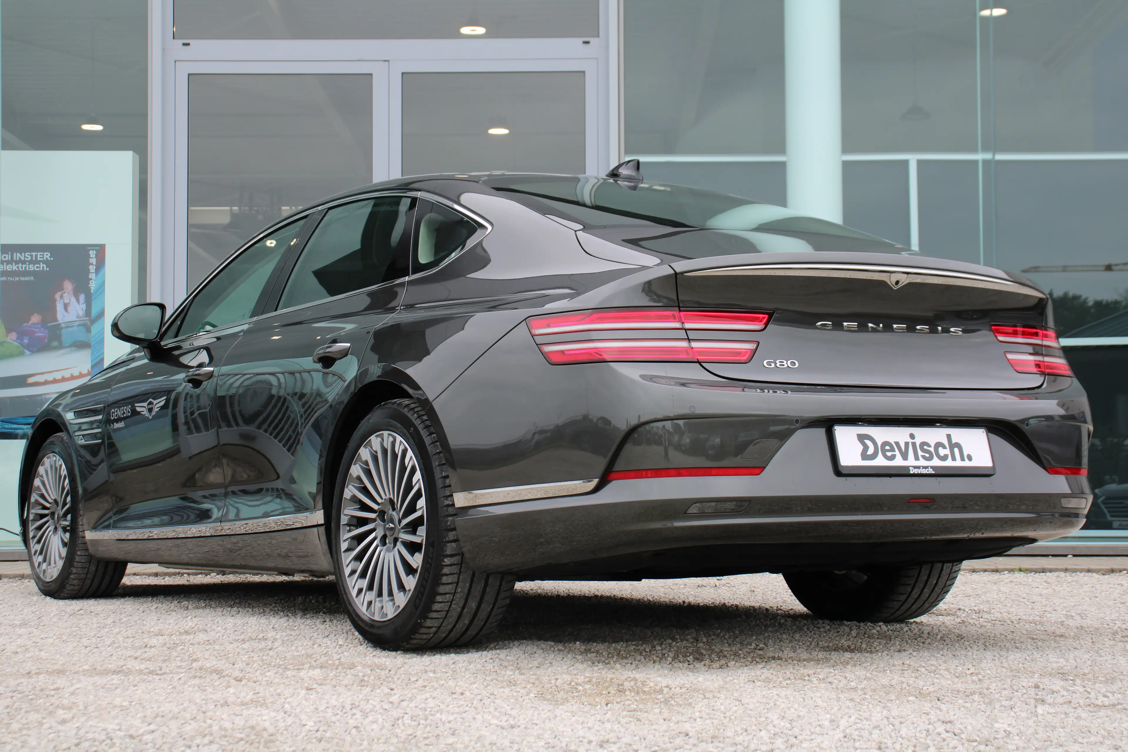Genesis G80 EV 87 KWh Luxury Executive 370PK 4WD — photo 7