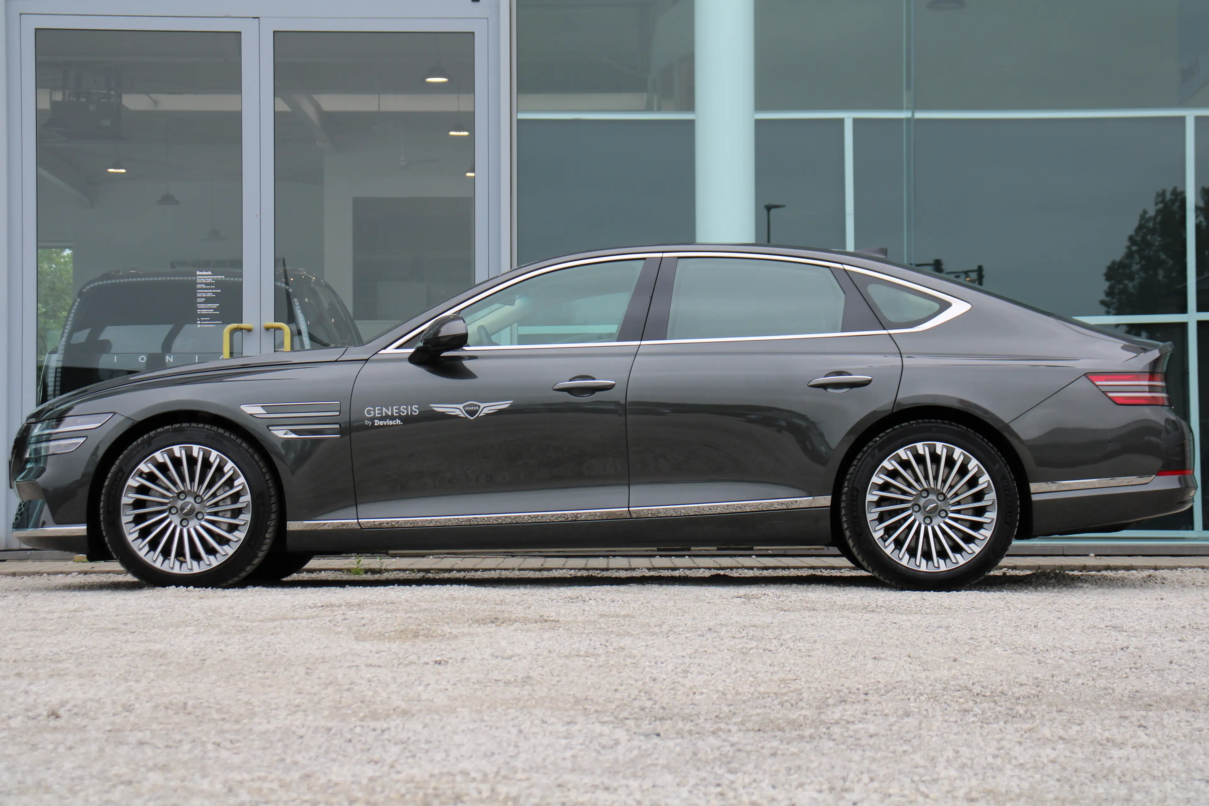 Genesis G80 EV 87 KWh Luxury Executive 370PK 4WD — photo 5