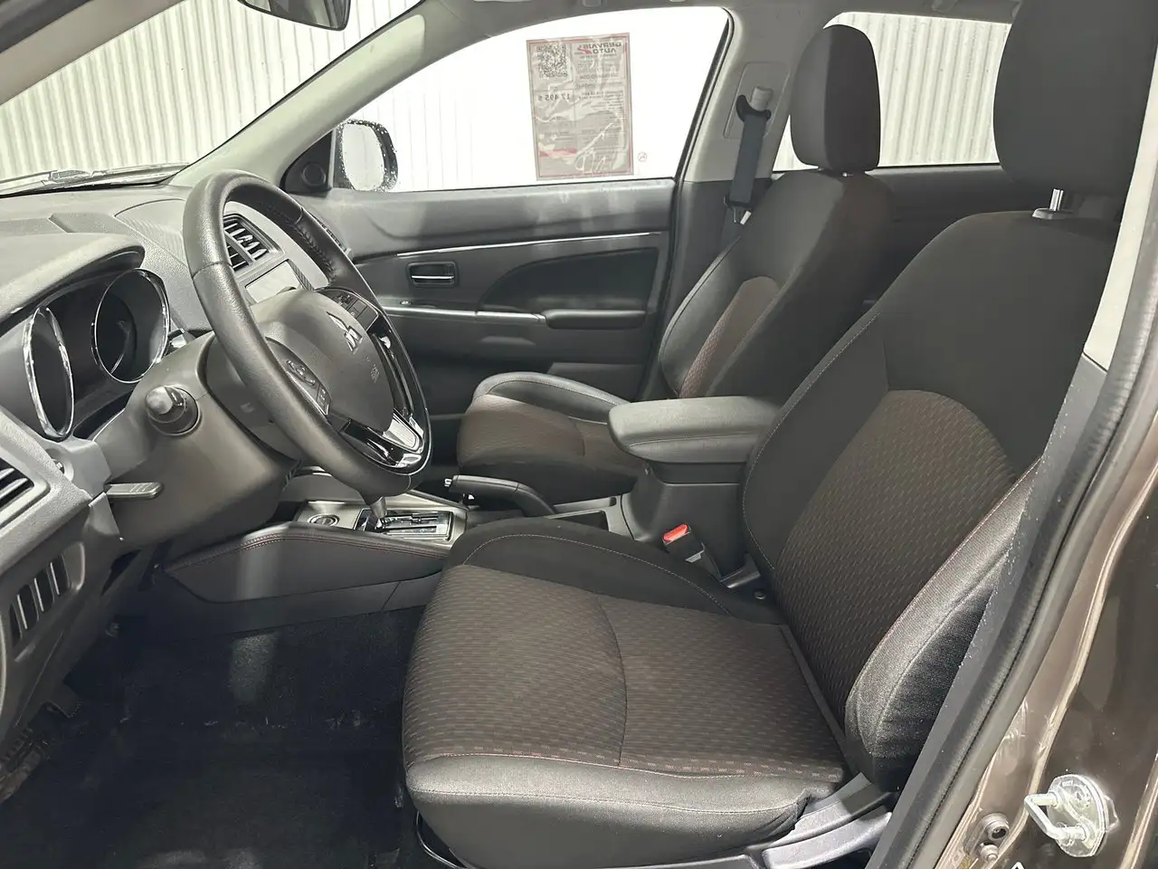 Mitsubishi RVR снимка Mitsubishi RVR