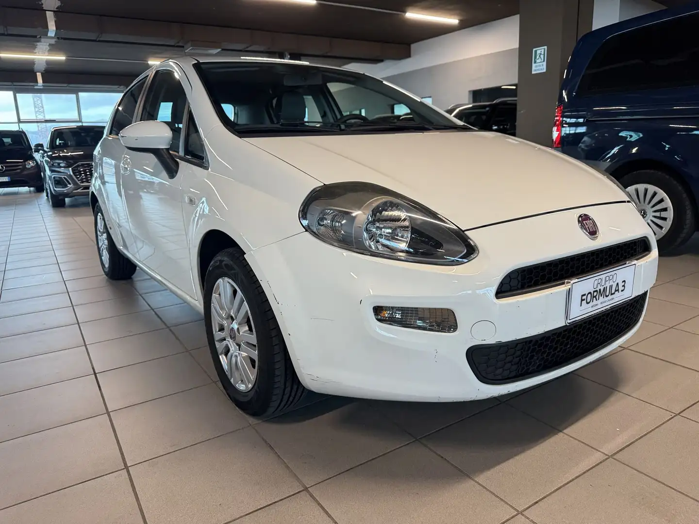 Fiat Punto Punto 1.2 8V 5 porte Lounge Blanc - 2