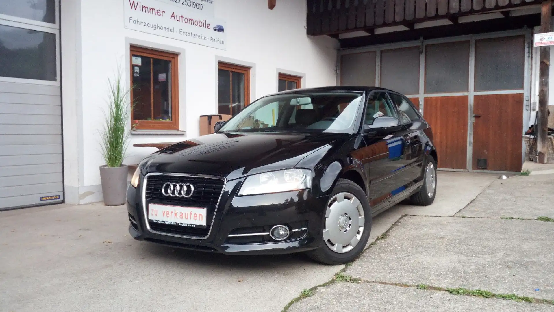 Audi A3 1.2 TFSI Attraction*Bose*AHK*Standheizung* Schwarz - 1