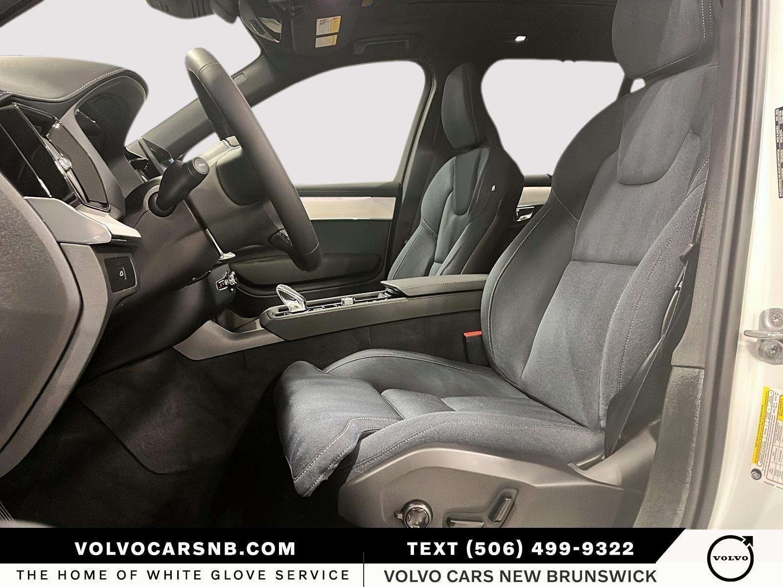 2025 Volvo XC90 ULTRA BRIGHT THEME thumb 8