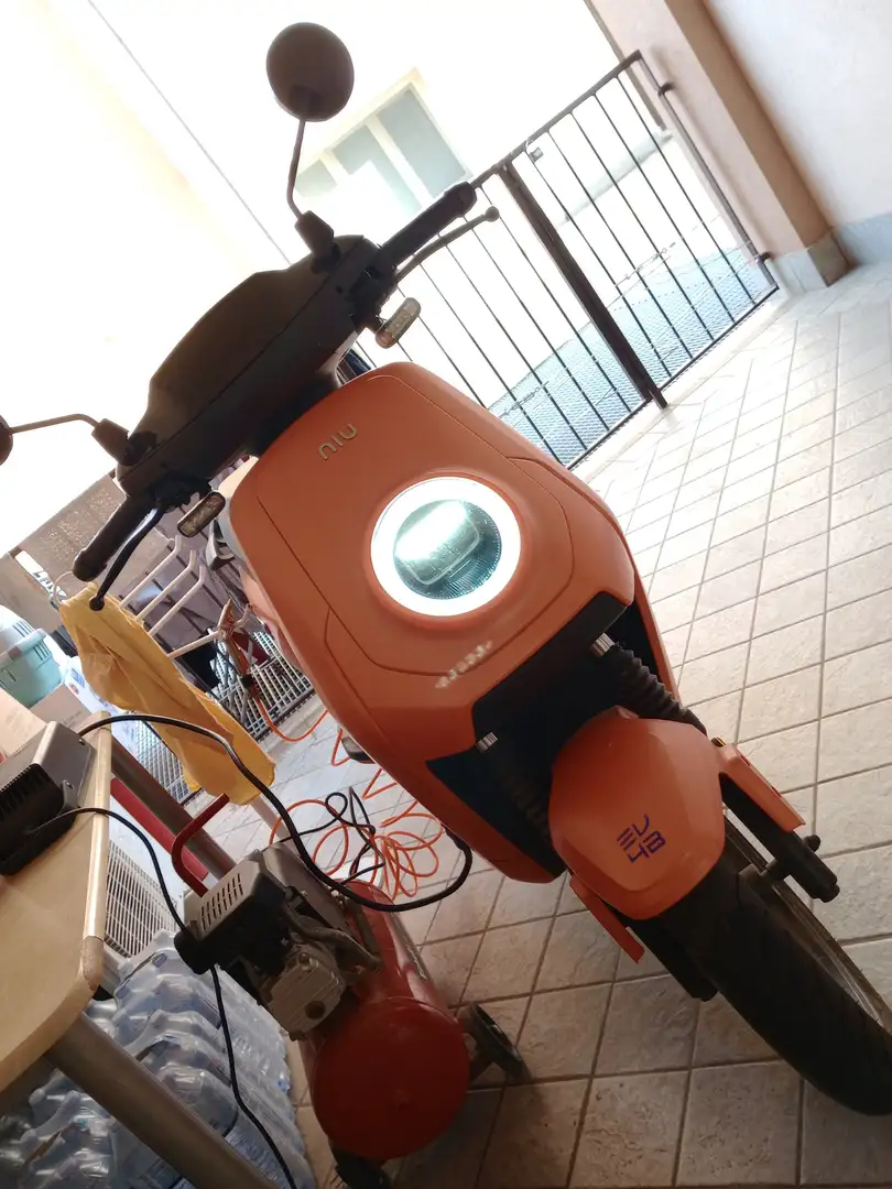 Niu MQi GT Evo 100km/h Pomarańczowy - 1