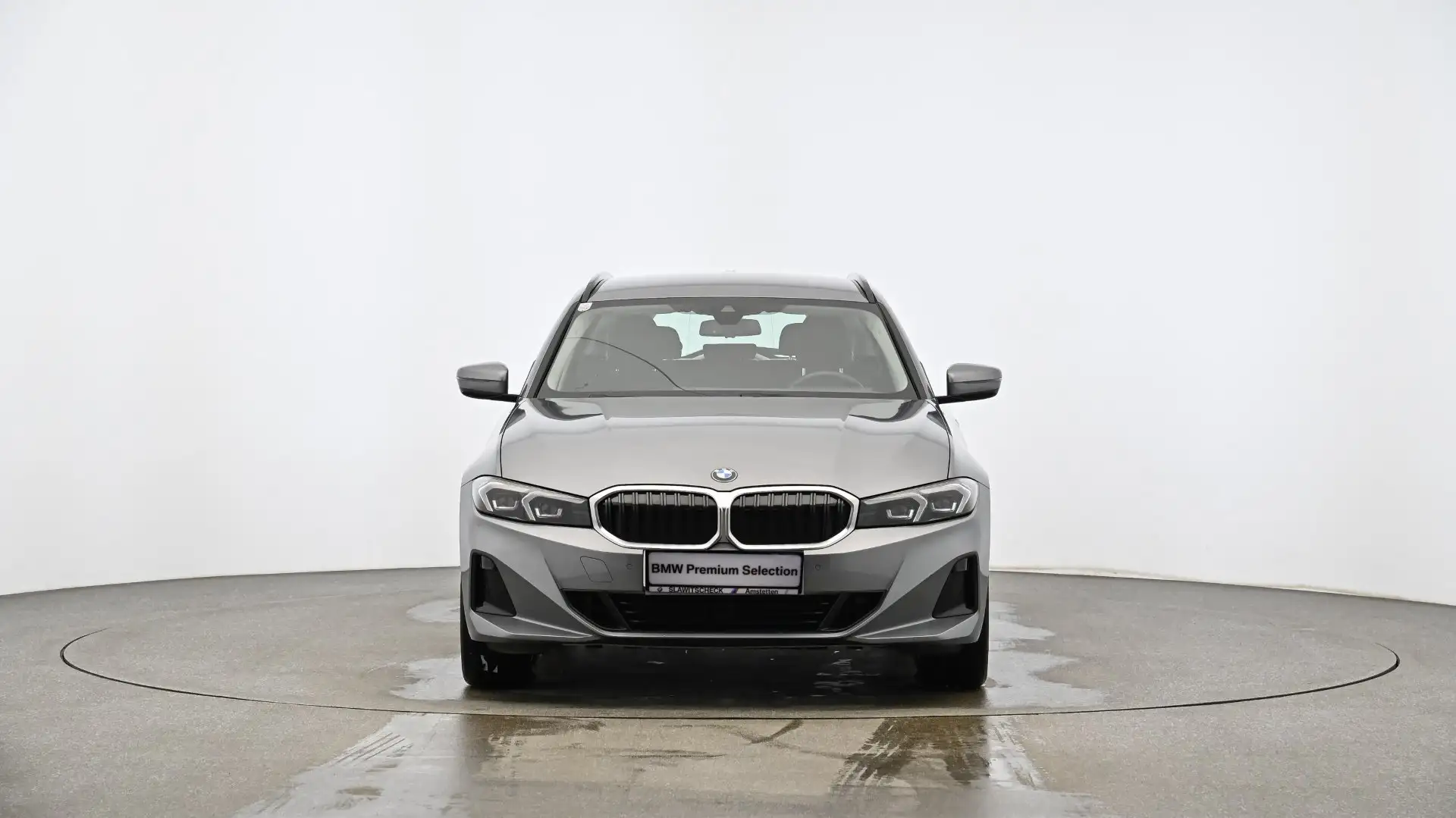 BMW 320 d xDrive G21 Grau - 2