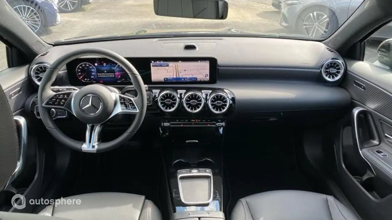 Mercedes-Benz A-Class 2026 — фото 11