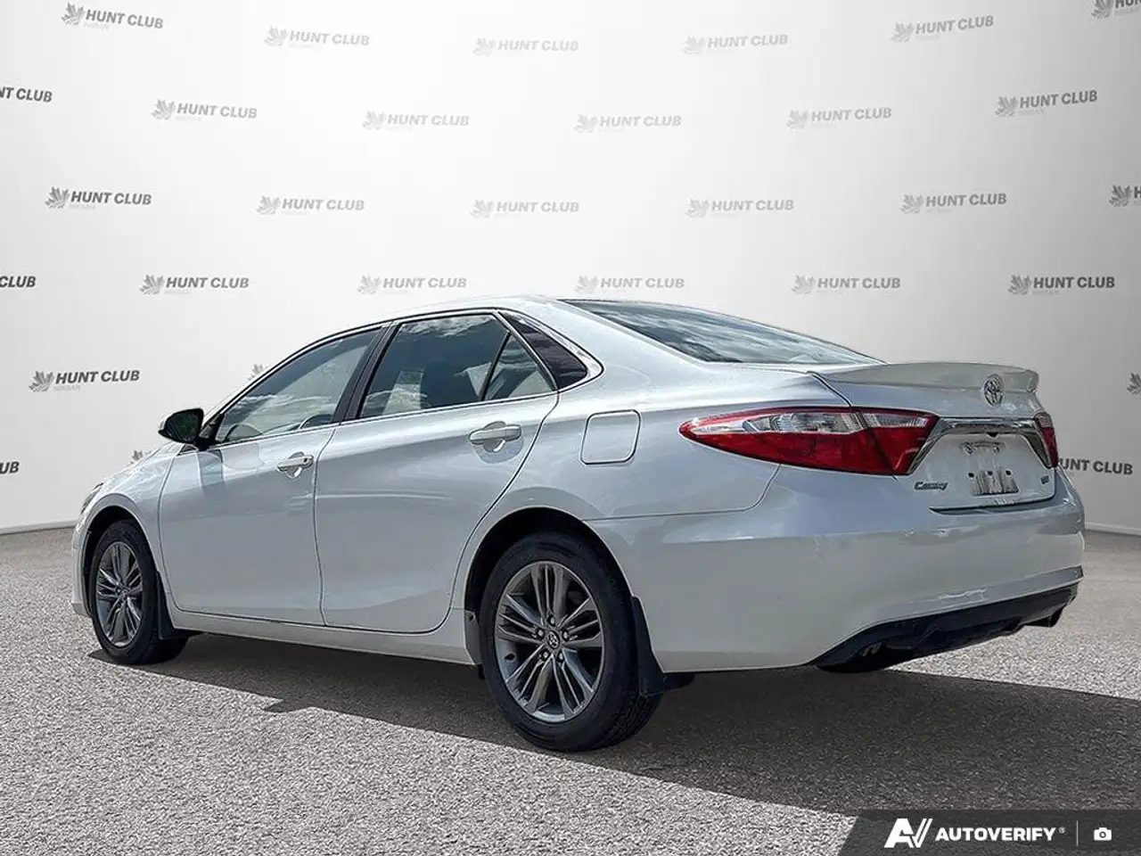 Toyota Camry снимка Toyota Camry