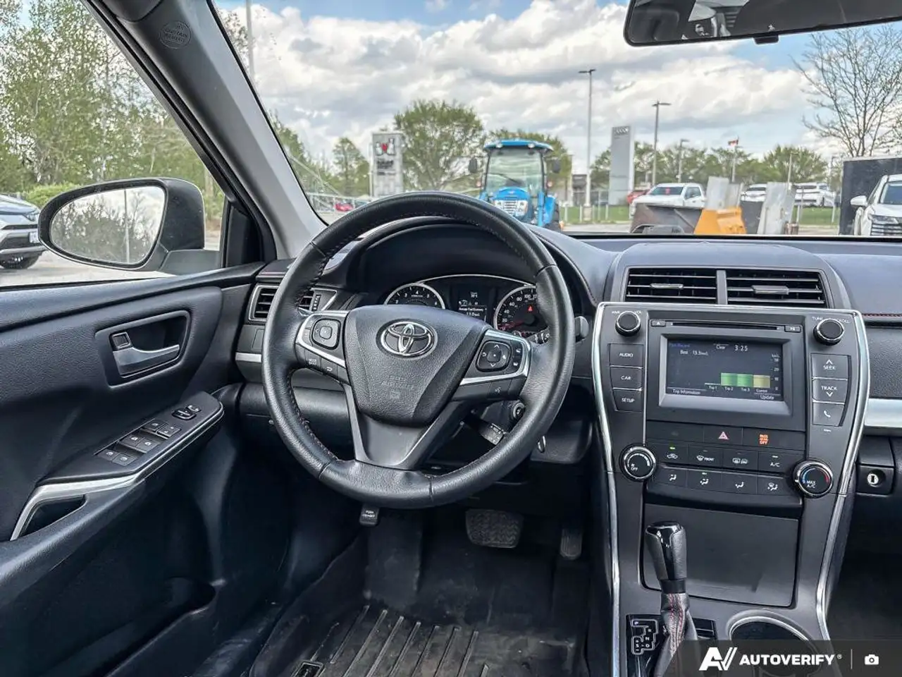 Toyota Camry снимка Toyota Camry