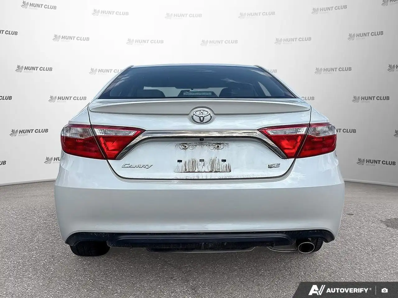 Toyota Camry снимка Toyota Camry