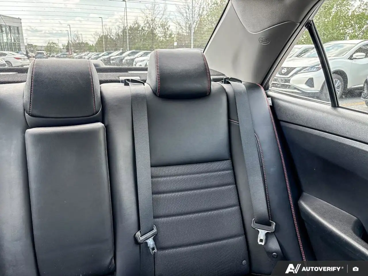 Toyota Camry снимка Toyota Camry