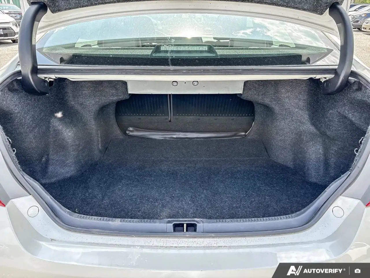 Toyota Camry снимка Toyota Camry