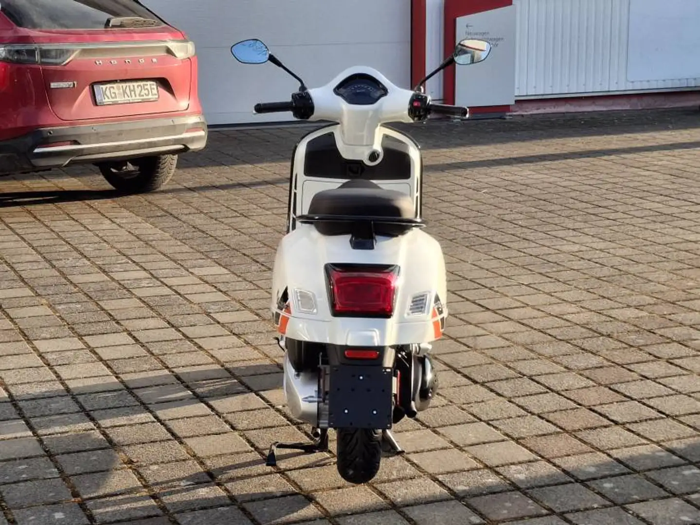 Vespa Super Sport GTS 310 SuperSport White - 2