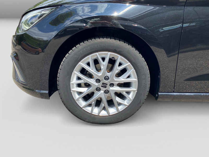 SEAT Ibiza 1.0TSI DSG FR LED PDC DAB Navi Kessy — photo 5