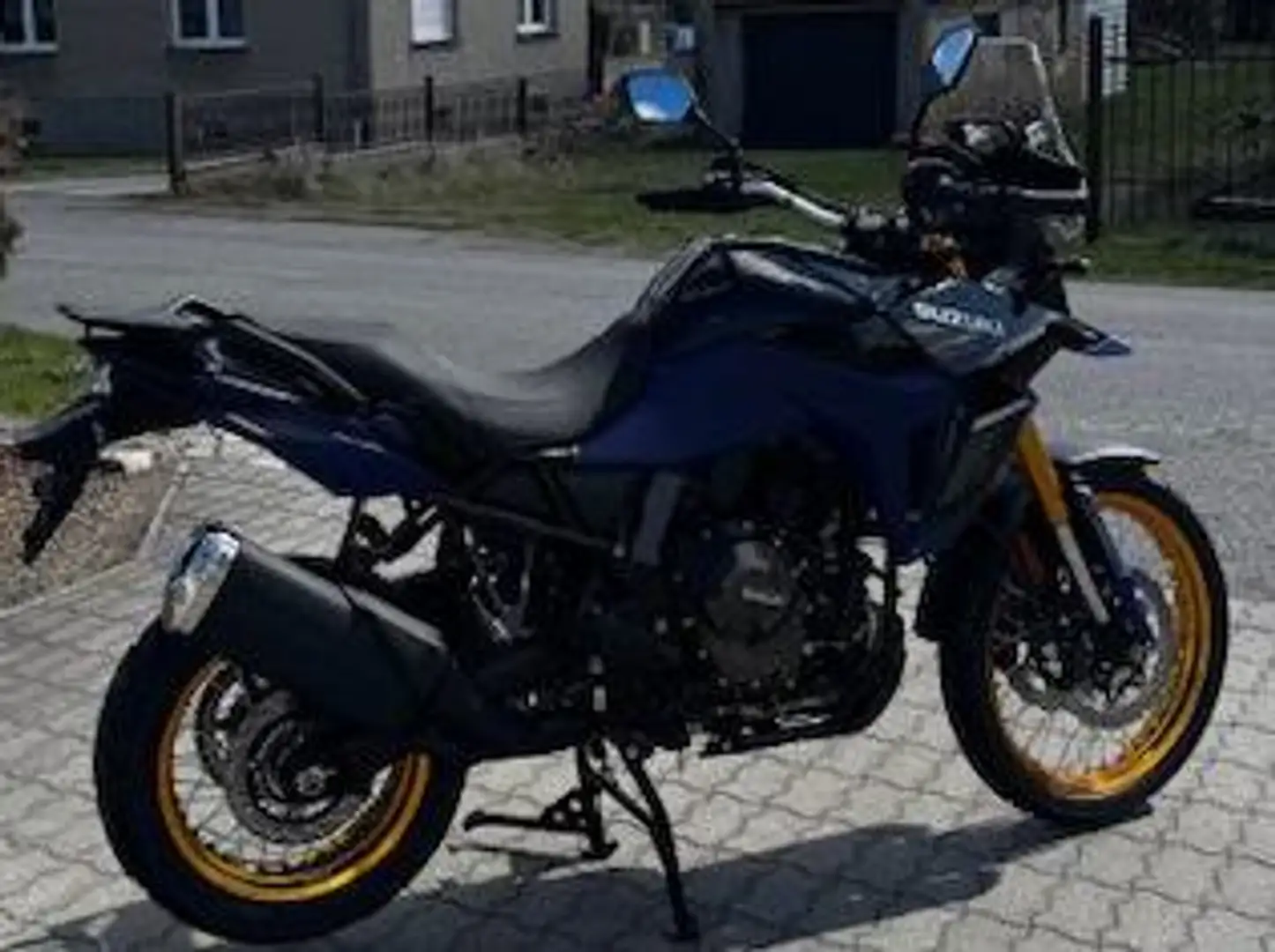 Suzuki V-Strom 800DE Black - 2
