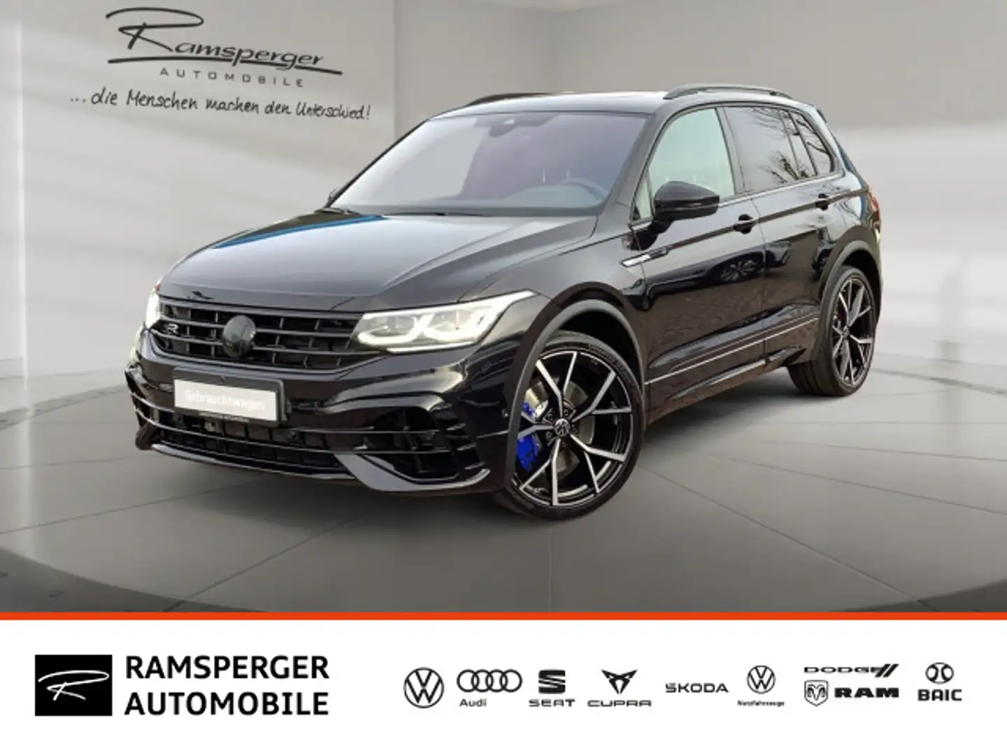 Volkswagen Tiguan 2.0 TSI DSG R ACC Akra Pano Leder Kamera Schwarz - 1