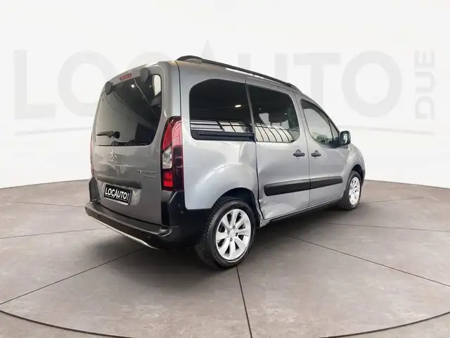 Peugeot Partner view 3