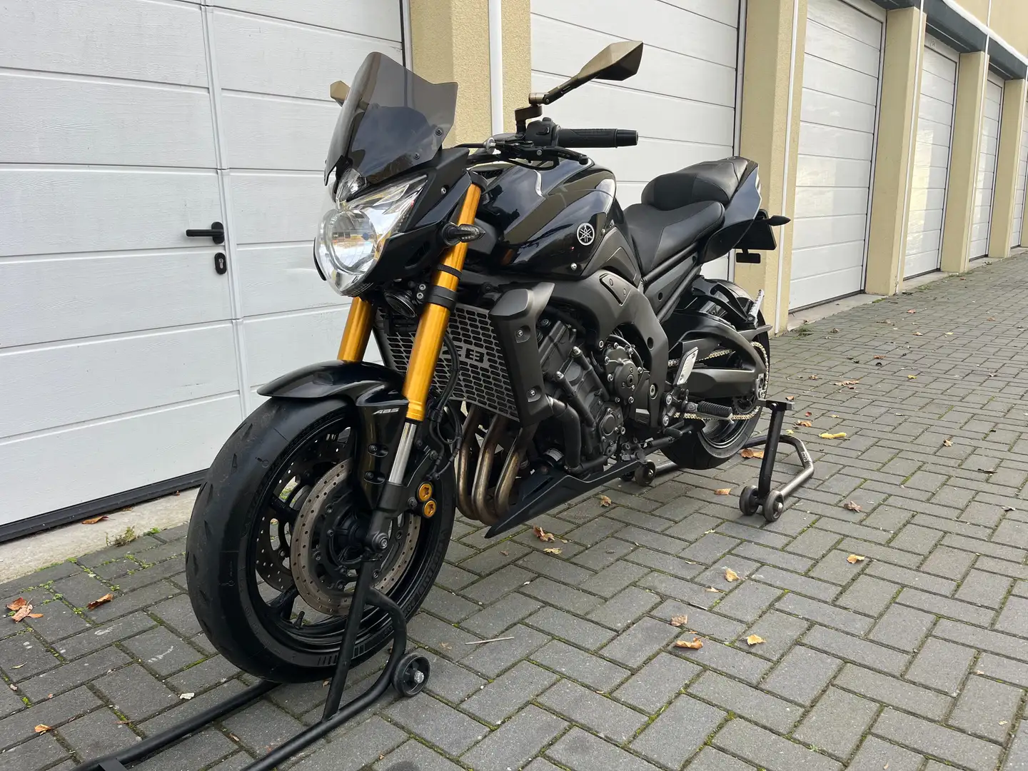Yamaha FZ 8 FZ8 N met ABS Zwart - 1