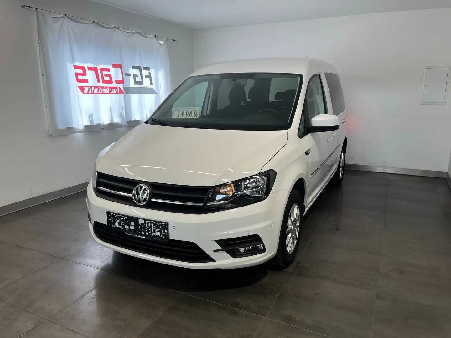 Volkswagen Caddy Trendline AHK/APS/MULTI Weiß - 2