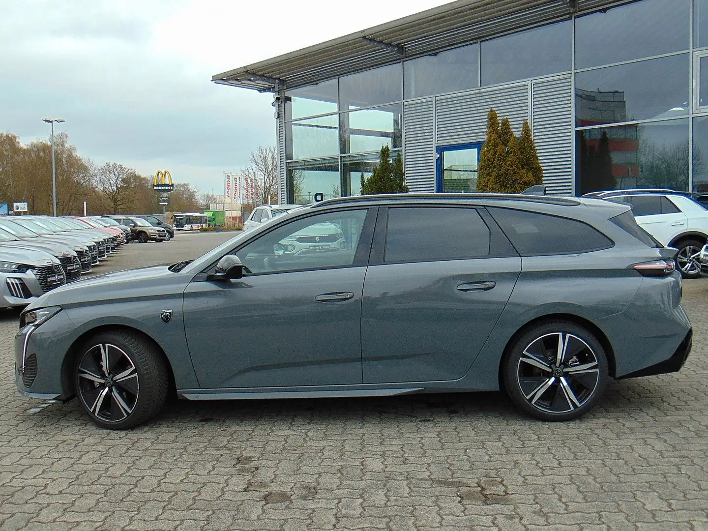 Peugeot 308 SW GT 130 EAT8 - Focal - 360°Cam - Matrix Grigio - 2
