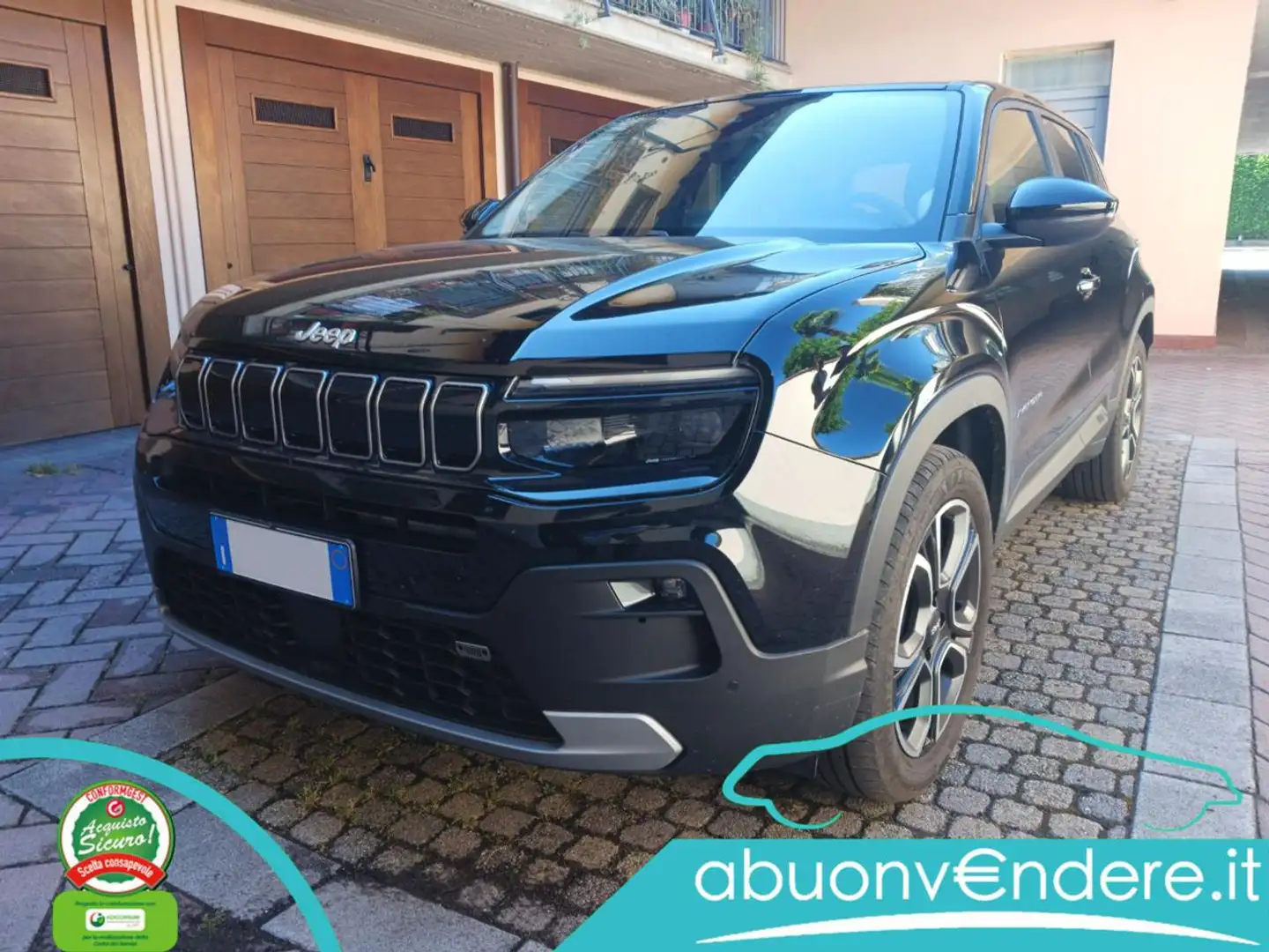 Jeep Avenger 1.2 Turbo 100 CV Altitude Zwart - 1