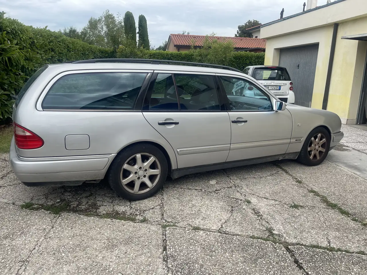 Mercedes-Benz E 200 SW Avantgarde, foto 12