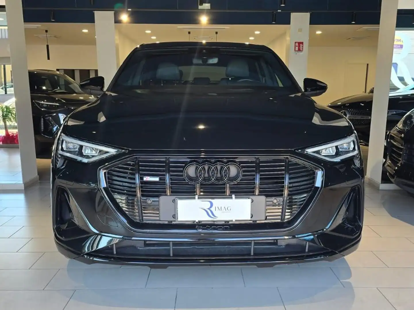 Audi e-tron e-tronSportback 55 S line Fast Edition quattro cvt Schwarz - 2