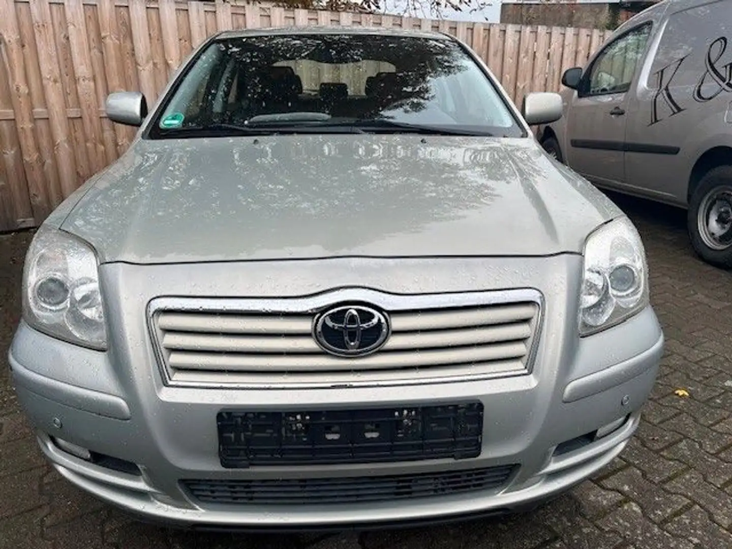 Toyota Avensis 2.0 Sol Automatik Leder Sitzheiz. TÜVneu Beige - 1