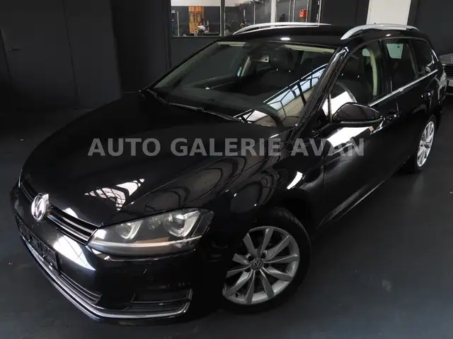 Volkswagen Golf view 8
