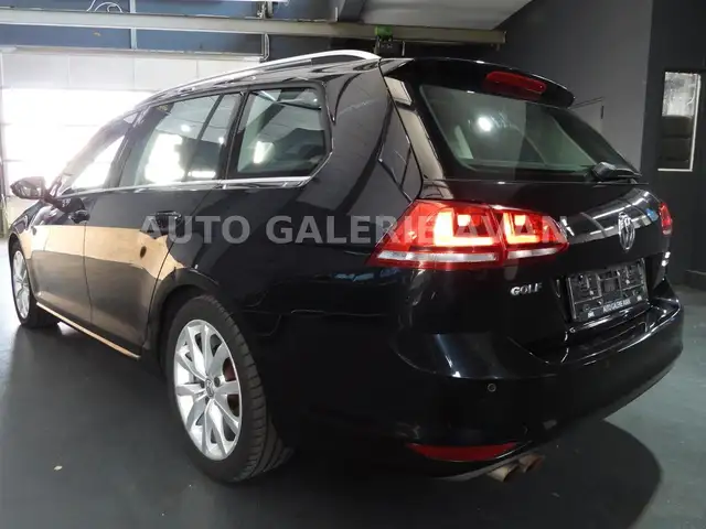 Volkswagen Golf view 9