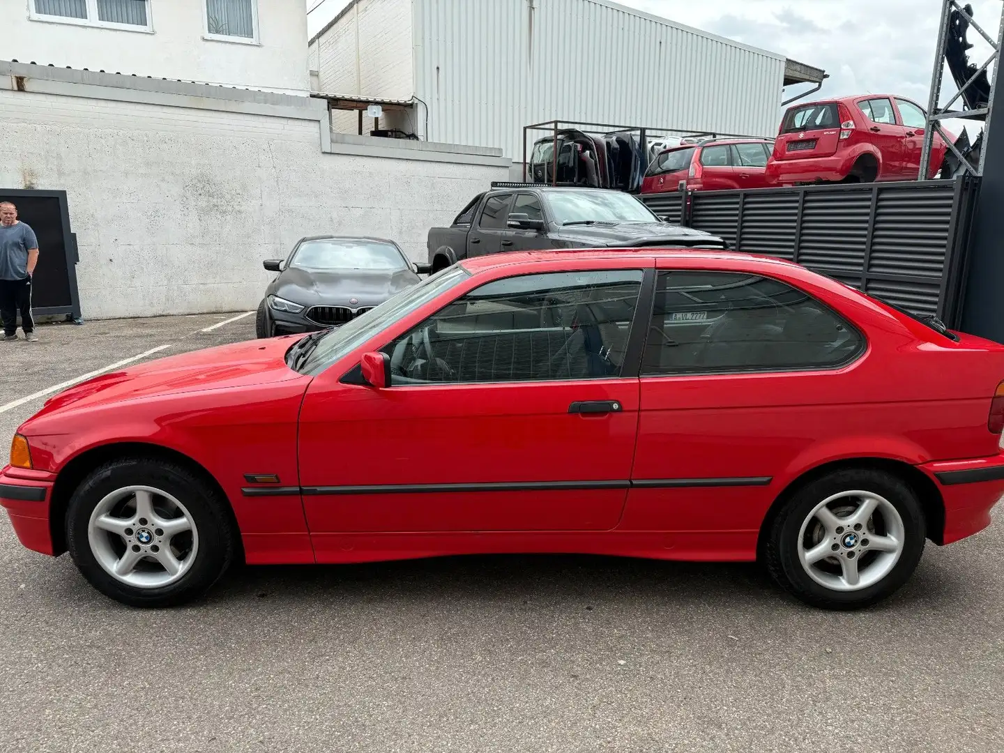BMW 316 Compact 1. Hand Scheckheft gepflegt Roşu - 2