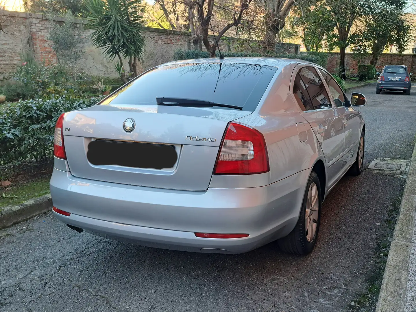 Skoda Octavia Octavia II 2009 Berlina 1.9 tdi Ambition fap Argento - 2