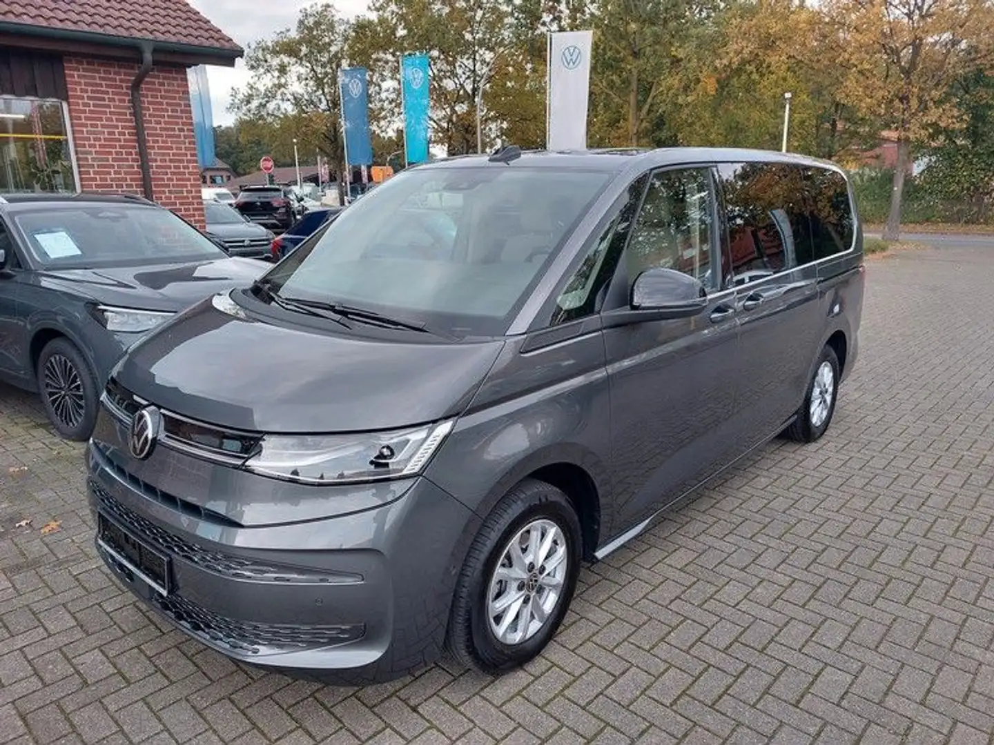 Volkswagen T7 Multivan LR 2,0 TDI LIFE *AHK*DSG*MatrixLED* Gris - 1