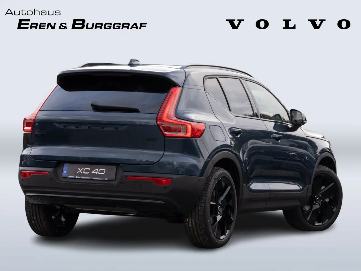 Volvo XC40 Plus Black Edition Bleu - 2