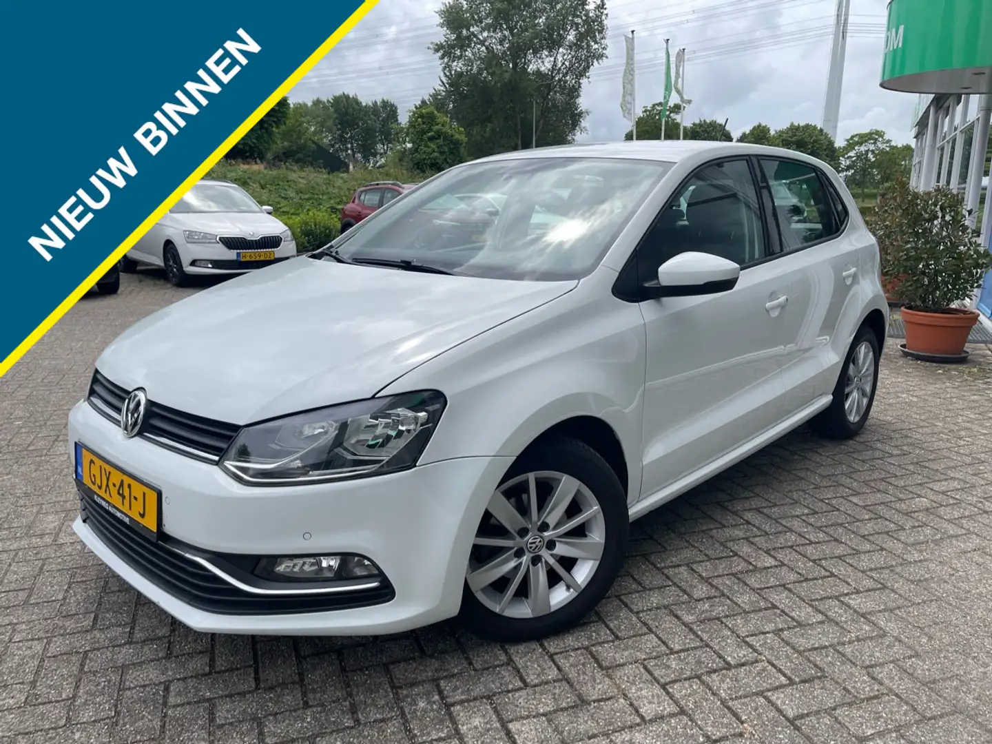 Volkswagen Polo 1.0 Easyline 5d, Airco, Parkeersensoren V+A, Lm ve Wit - 1