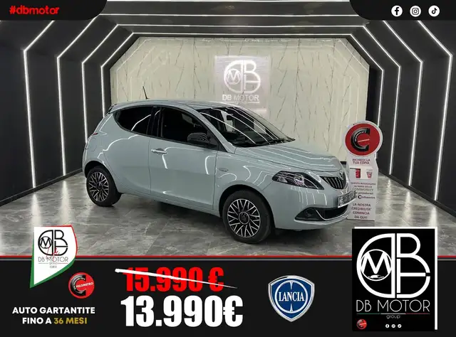 Lancia Ypsilon