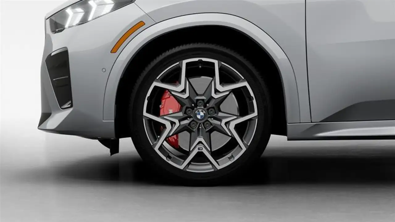 BMW X2 photo BMW X2
