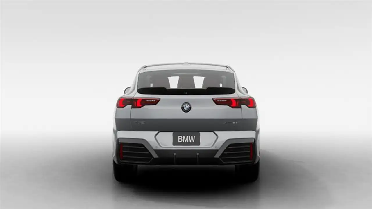 BMW X2 photo BMW X2