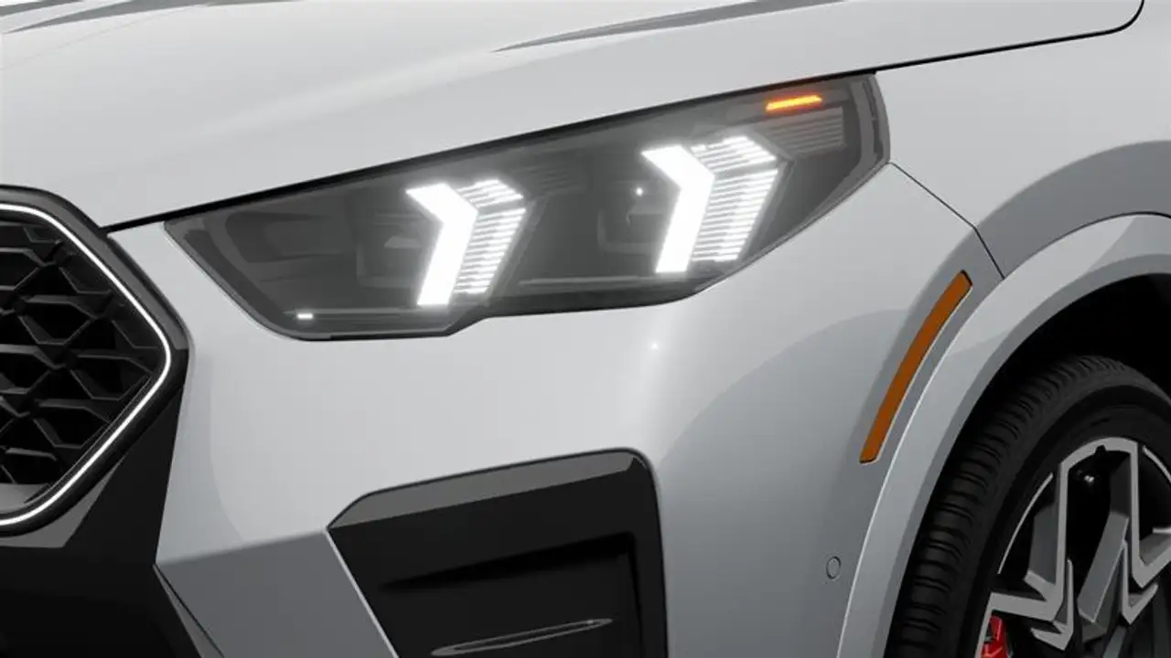 BMW X2 photo BMW X2