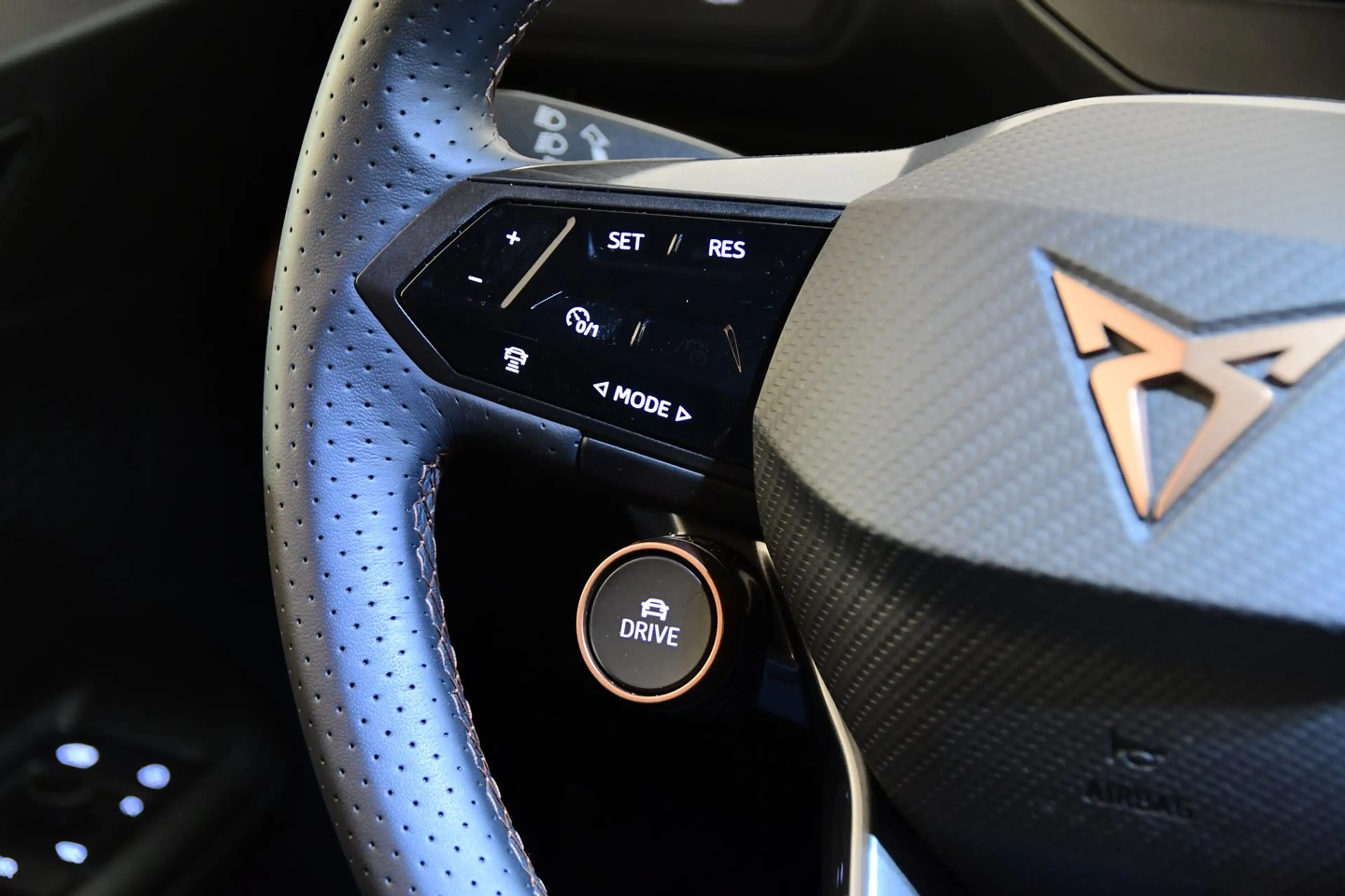 CUPRA Born 58/62 e-Boost 170kW/231PS — photo 12