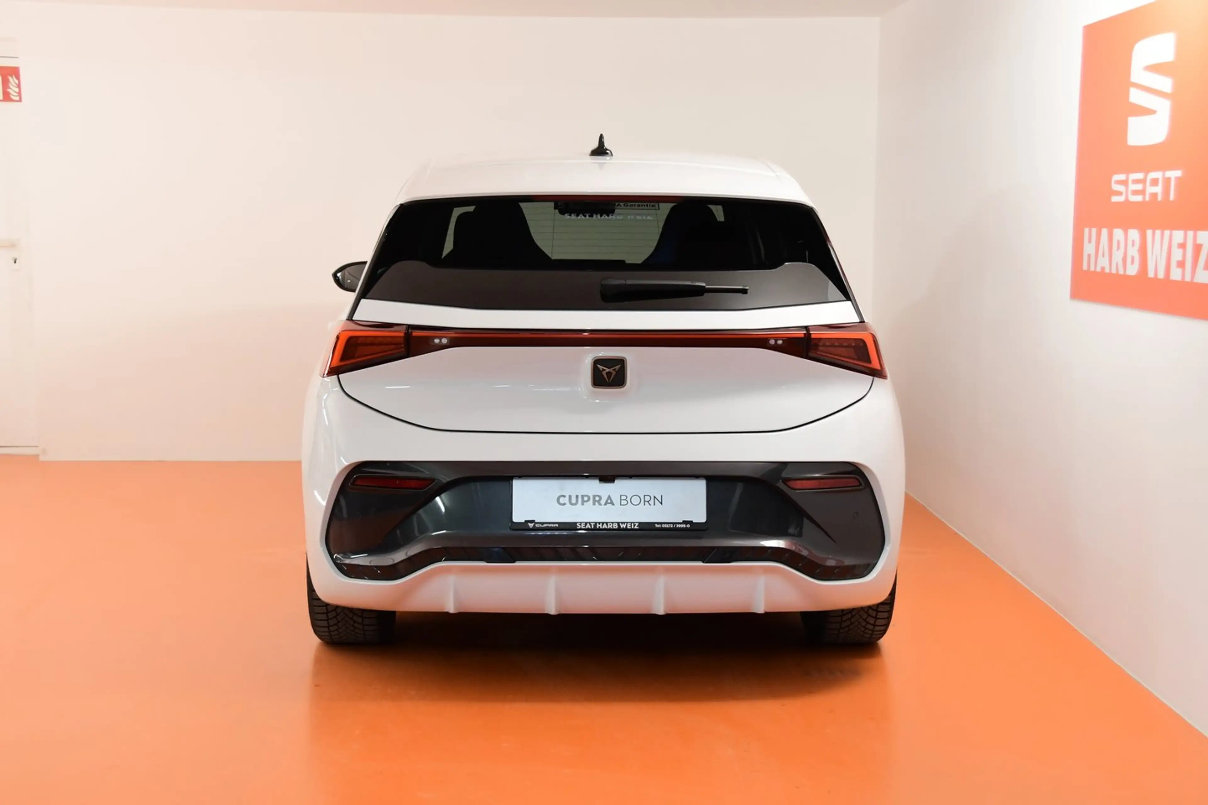 CUPRA Born 58/62 e-Boost 170kW/231PS — photo 4